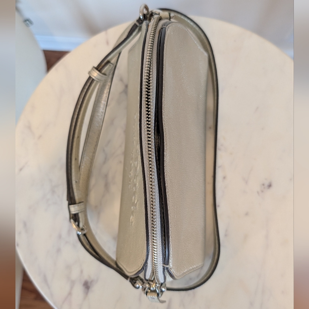 kate spade metallic crossbody - Picture 3 of 6